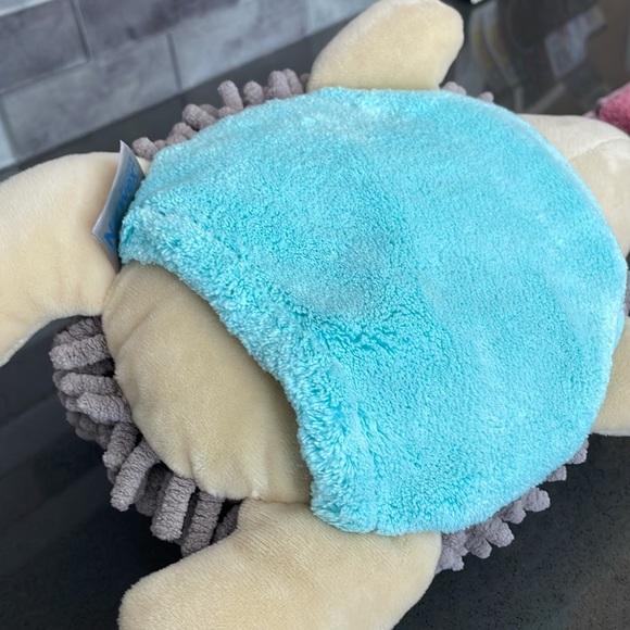 ⚡️HP⚡️Norwex LE Hedgehog Dusting Mitt - Picture 3 of 5